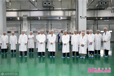 瑞士羅氏集團與新華制藥攜手，山東首個國際合作生物技術項目正式投入運營